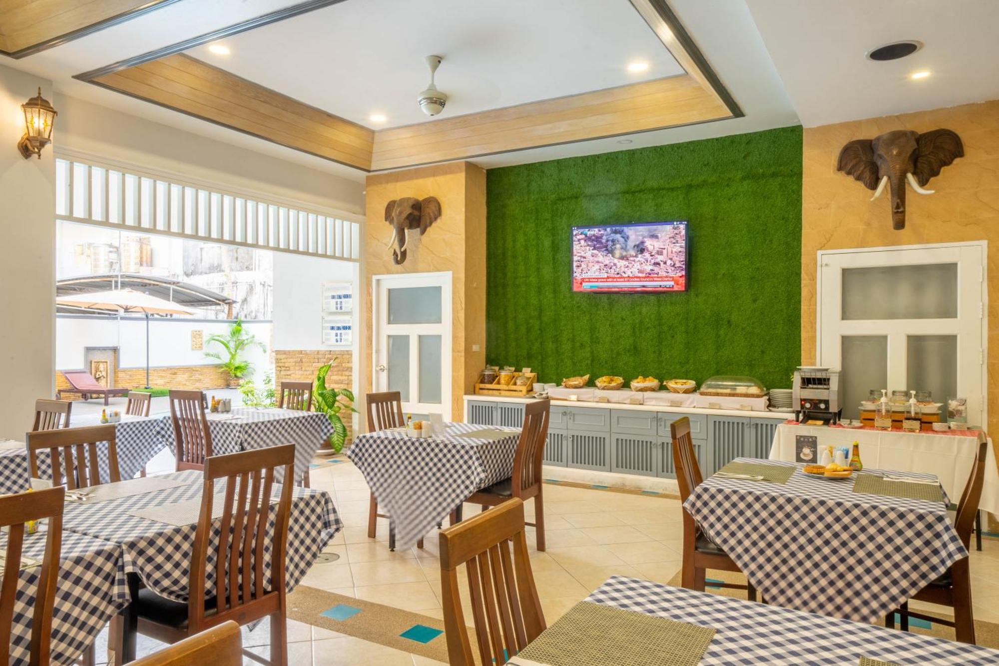 La Vintage Resort Patong Eksteriør billede