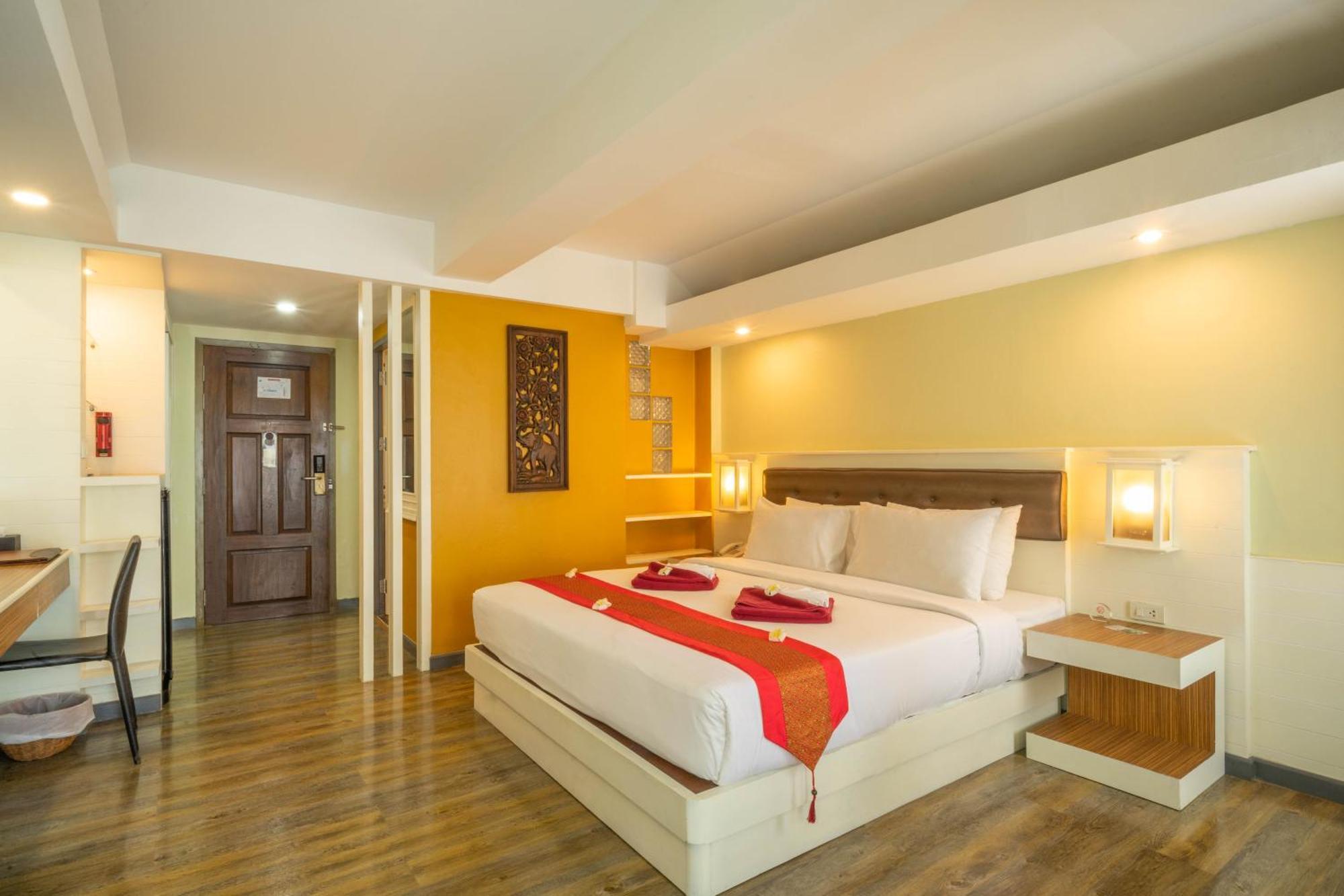 La Vintage Resort Patong Eksteriør billede
